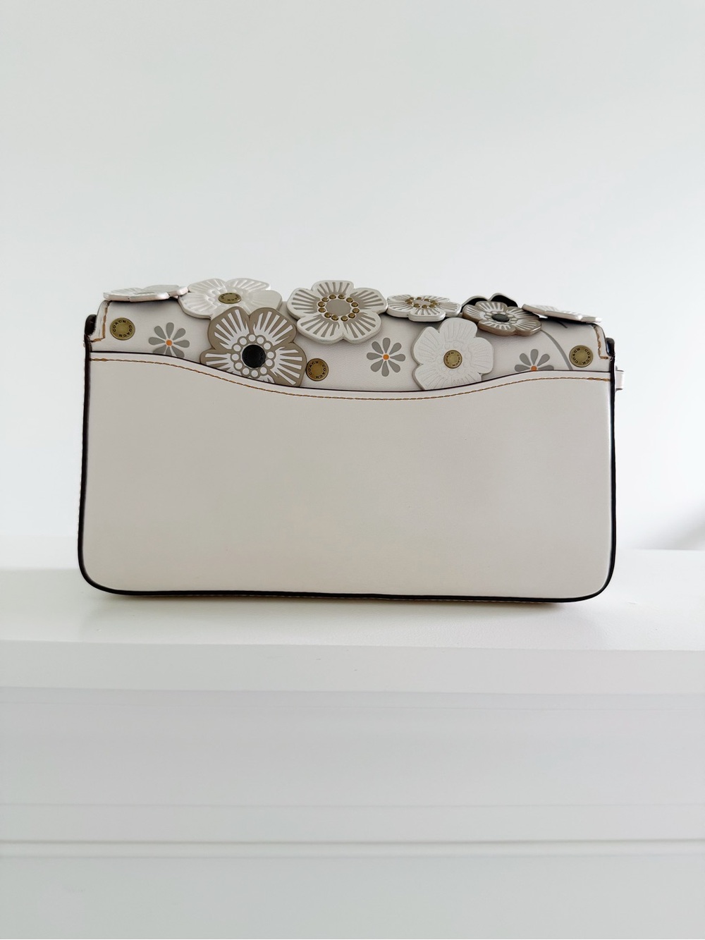 COACH 1941 Dinky 24 Linked Tea Rose Chalk Ivory Leather Crossbody – Rare - Picture 2 of 7